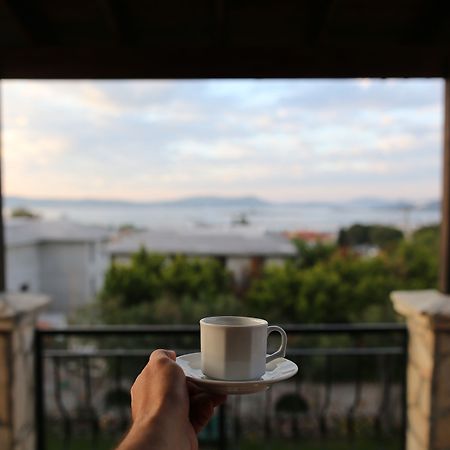 Cunda Sir Hotel ไอวาลิค ภายนอก รูปภาพ