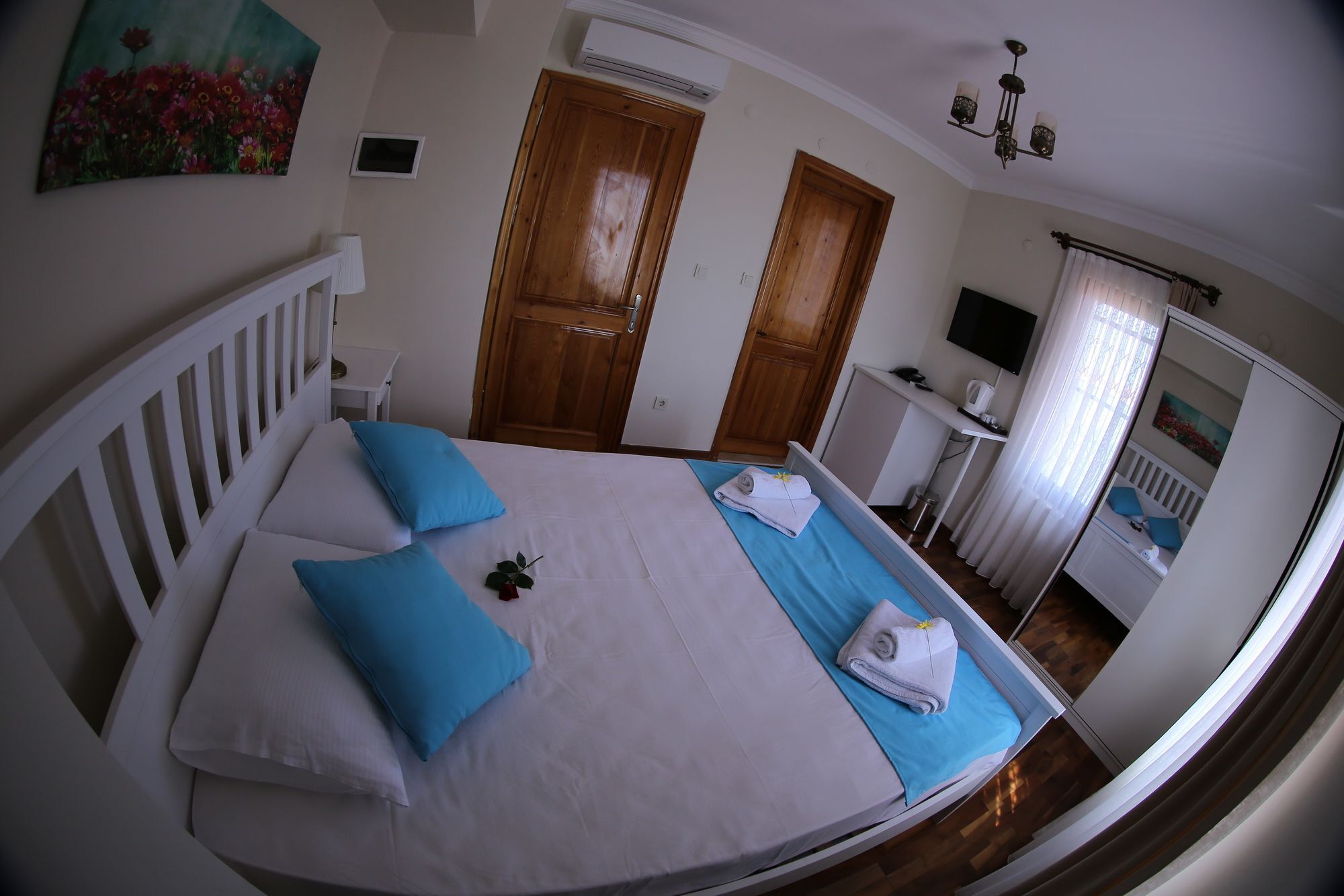 Cunda Sir Hotel ไอวาลิค ภายนอก รูปภาพ
